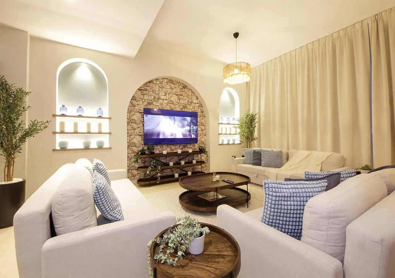 Breathtaking Villa With Roof Garden And Beach Access Dubai United Arab Emirates