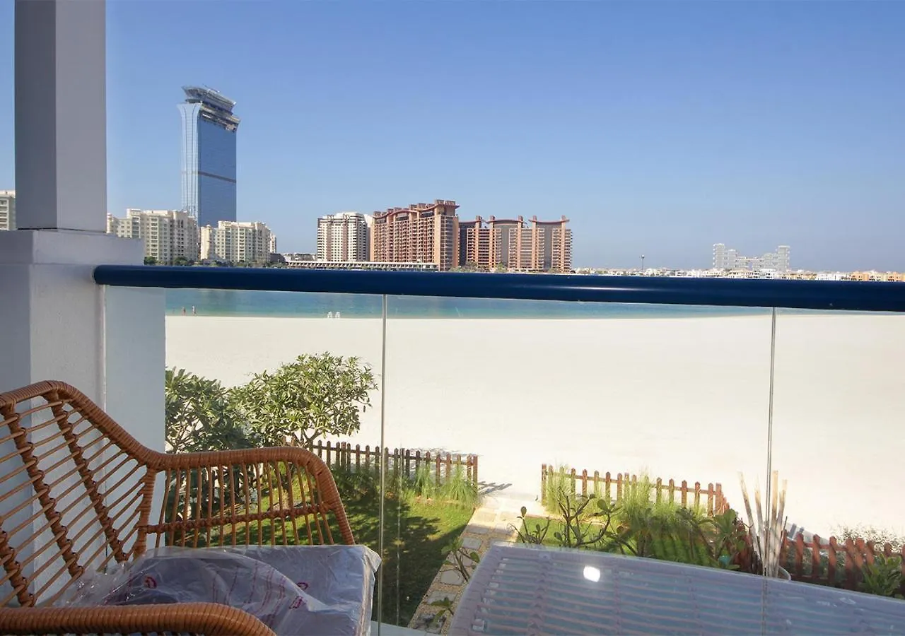 Breathtaking Villa With Roof Garden And Beach Access Dubai United Arab Emirates