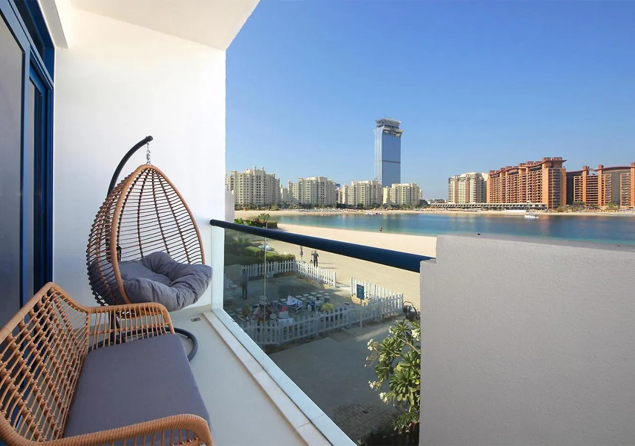 Breathtaking Villa With Roof Garden And Beach Access Dubai United Arab Emirates