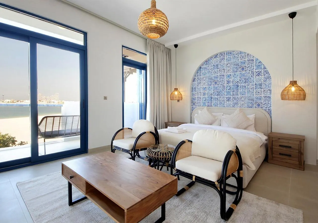 Breathtaking Villa With Roof Garden And Beach Access Dubai 0*,  United Arab Emirates