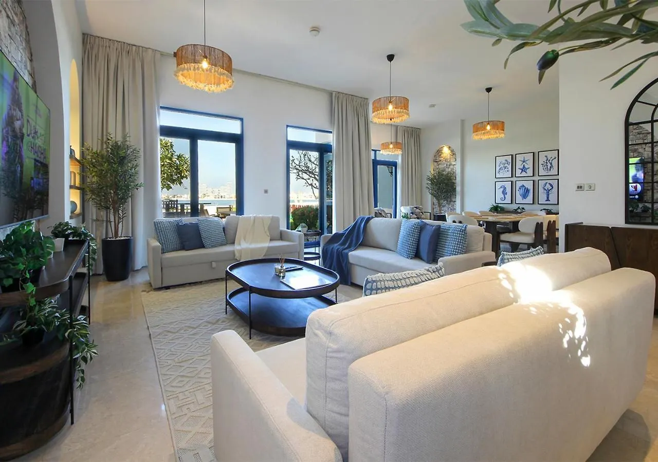 Breathtaking Villa With Roof Garden And Beach Access Dubai United Arab Emirates