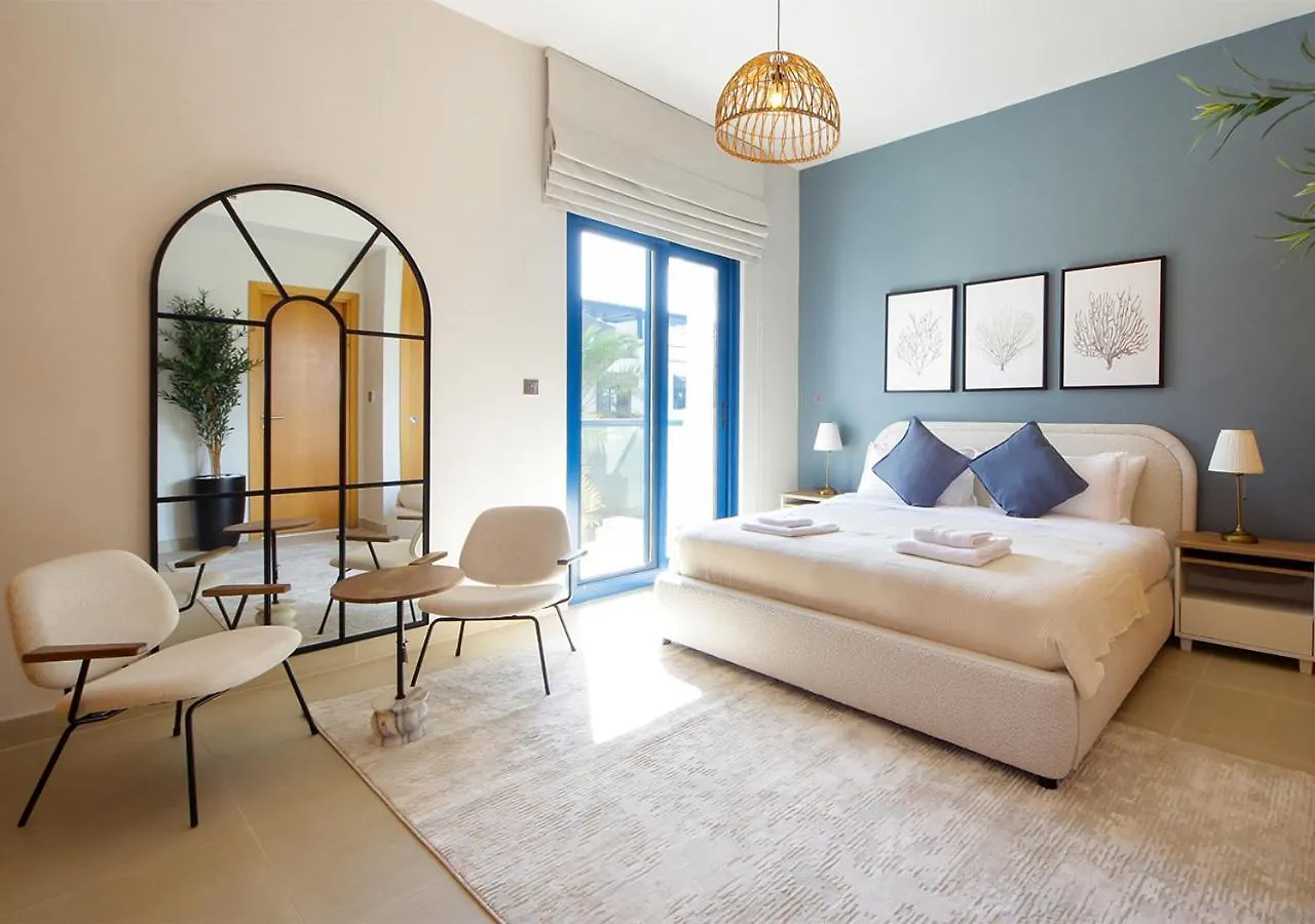 Breathtaking Villa With Roof Garden And Beach Access Dubai United Arab Emirates