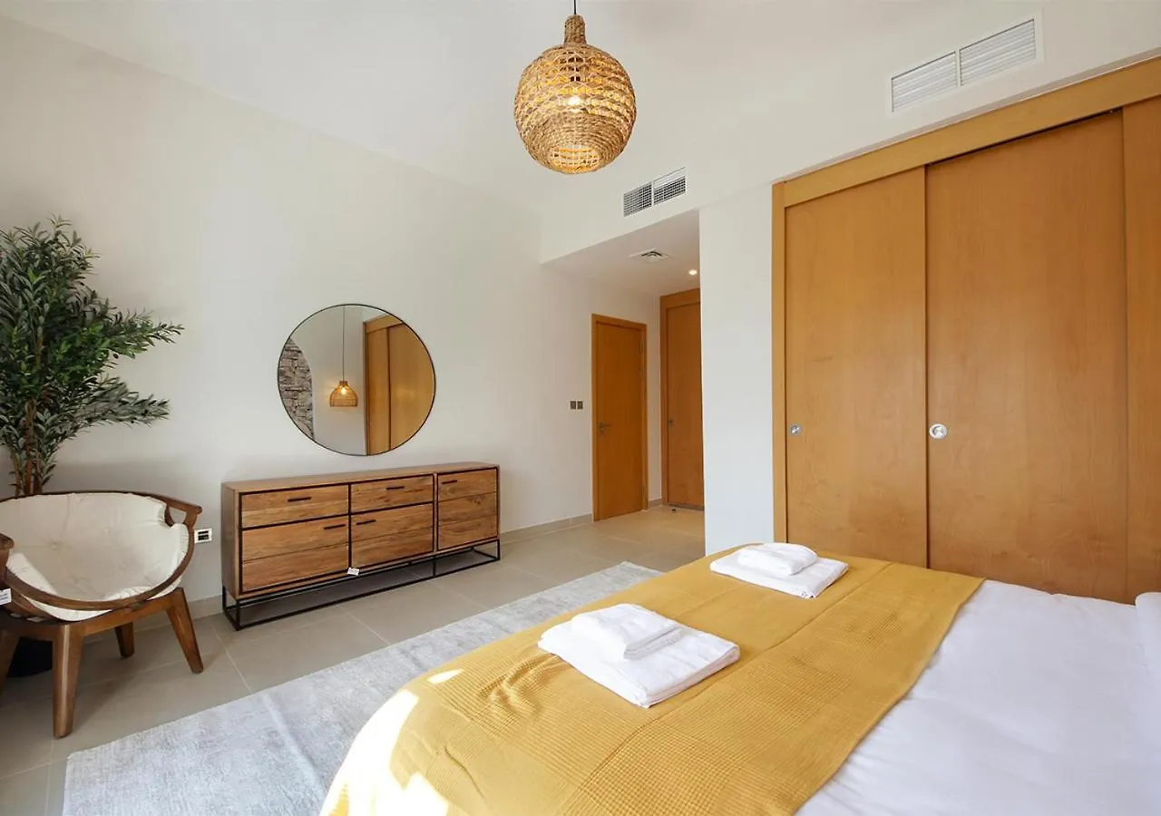 Breathtaking Villa With Roof Garden And Beach Access Dubai United Arab Emirates