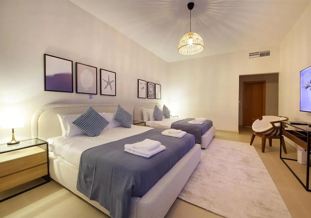 Breathtaking Villa With Roof Garden And Beach Access Dubai United Arab Emirates